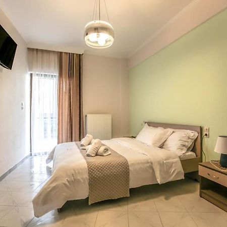 Del Sol #5 Meteora Luxurious Family Suites Kalambaka Eksteriør billede