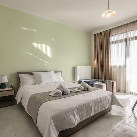 Del Sol #5 Meteora Luxurious Family Suites Kalambaka Eksteriør billede