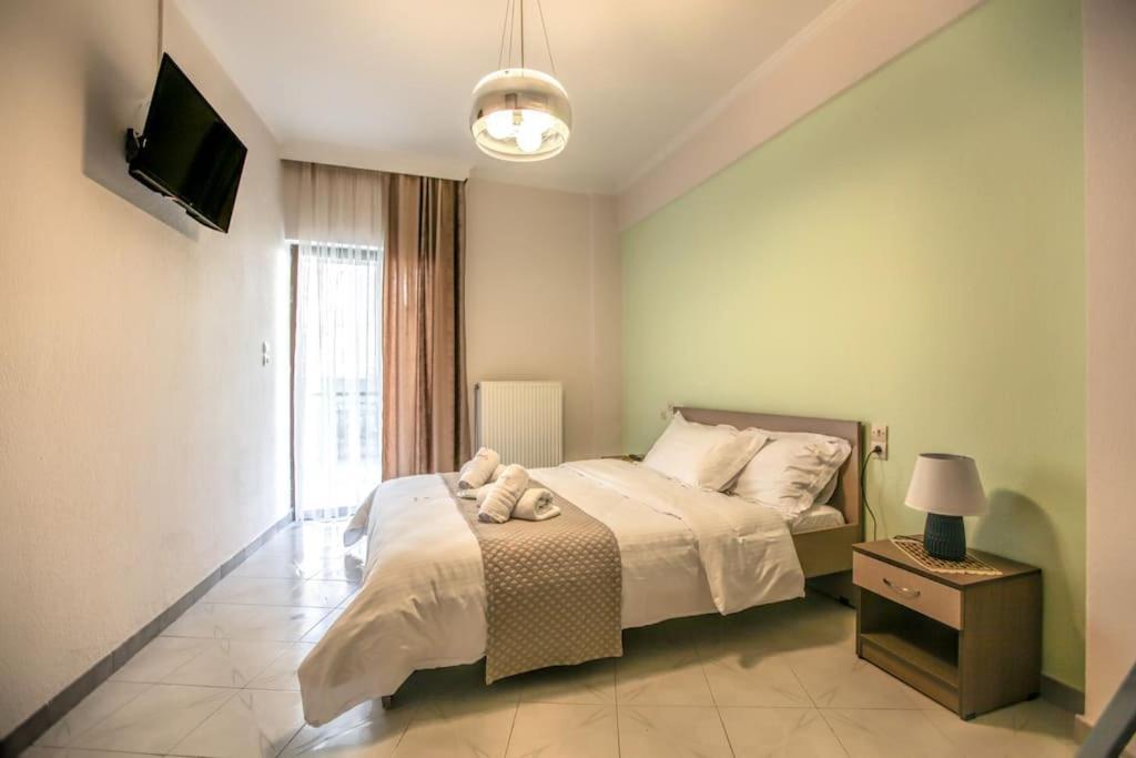 Del Sol #5 Meteora Luxurious Family Suites Kalambaka Eksteriør billede