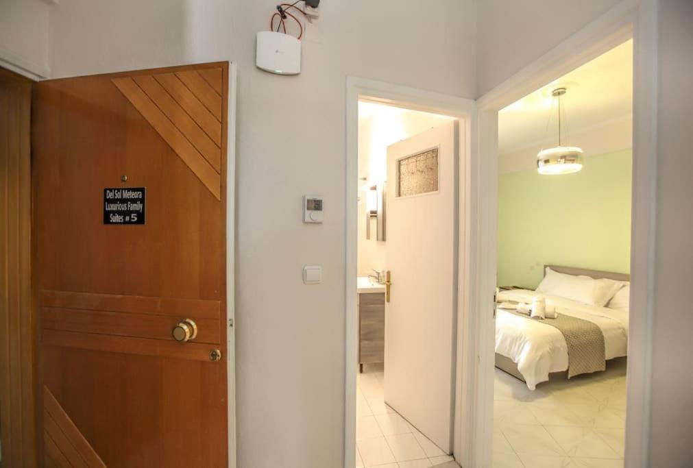 Del Sol #5 Meteora Luxurious Family Suites Kalambaka Eksteriør billede